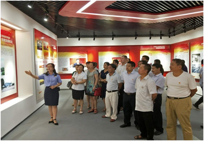 党建引领聚合力 交流学习促发展——市工商局下派第一书记组织开展党建交流与主题展览活动